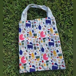 World Market Oversized Multi-Section Cat Tote Bag — New with Tags